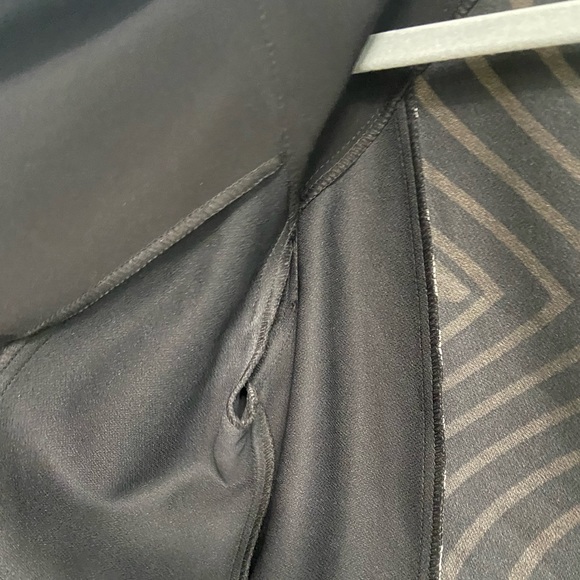 Joseph Ribkoff Full Zip Jacket Black & Tan Abstract Vintage Size Medium - Picture 5 of 6